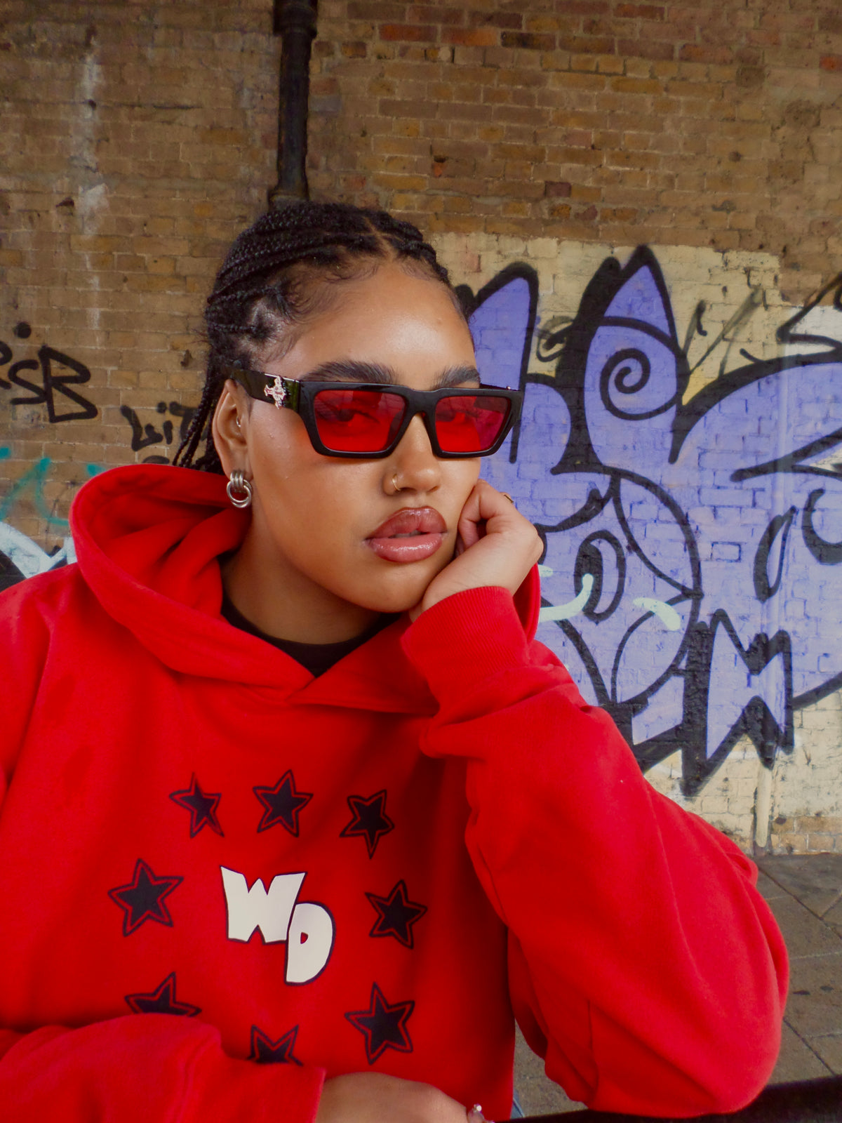 wrldstr! hoodie red.